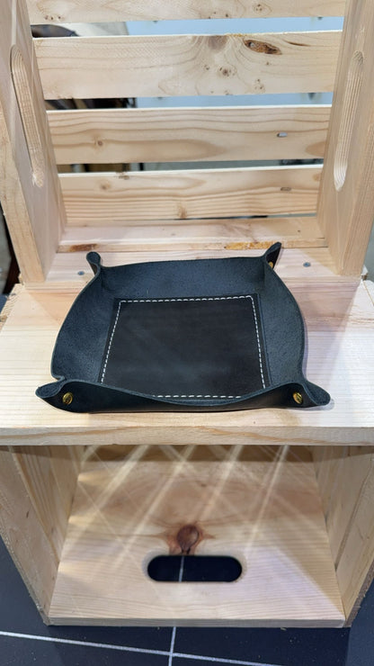 Medium Plain Catchall